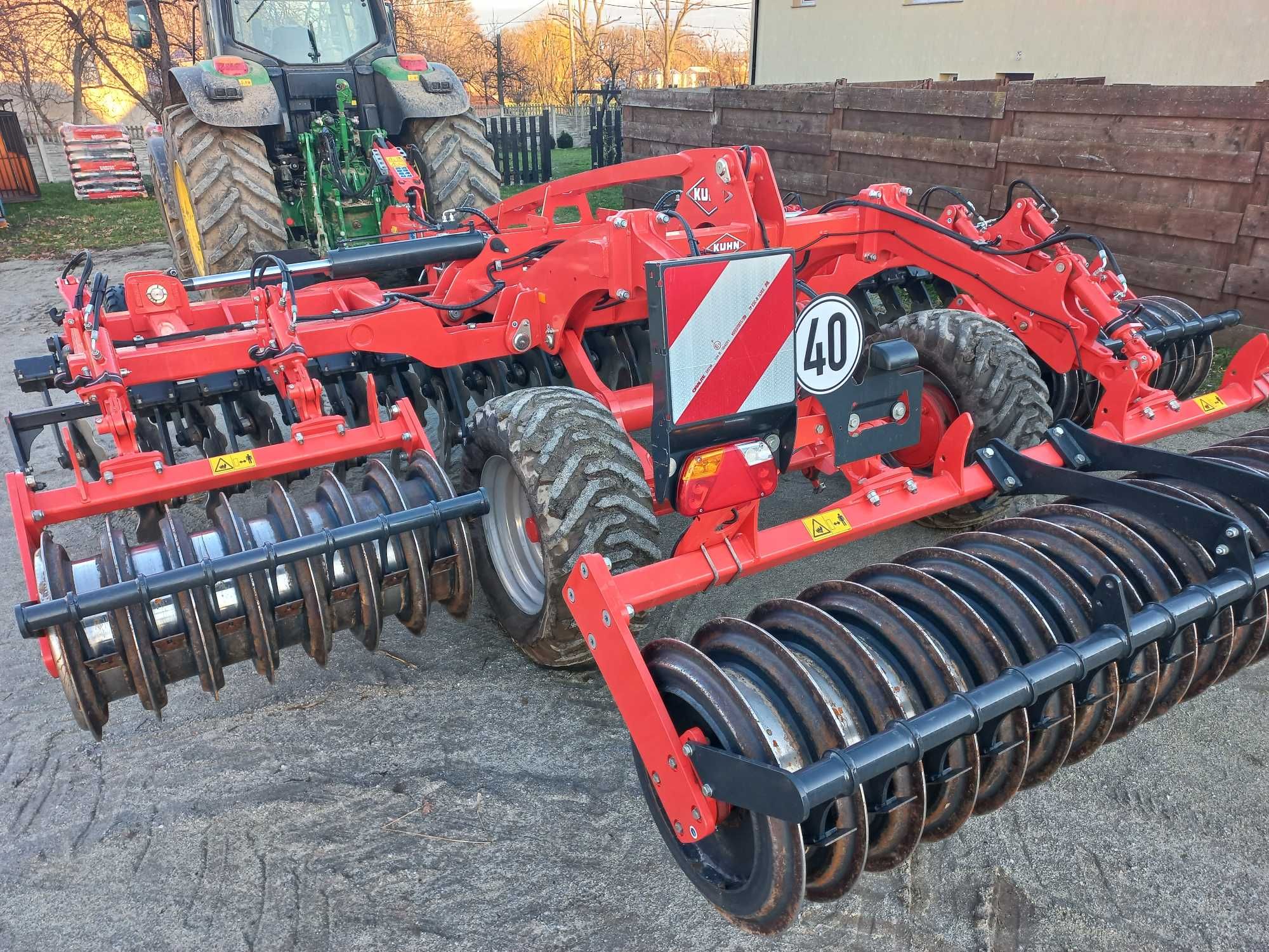 Brona talerzowa, agregat  Kuhn Optimer 5003+ 5m