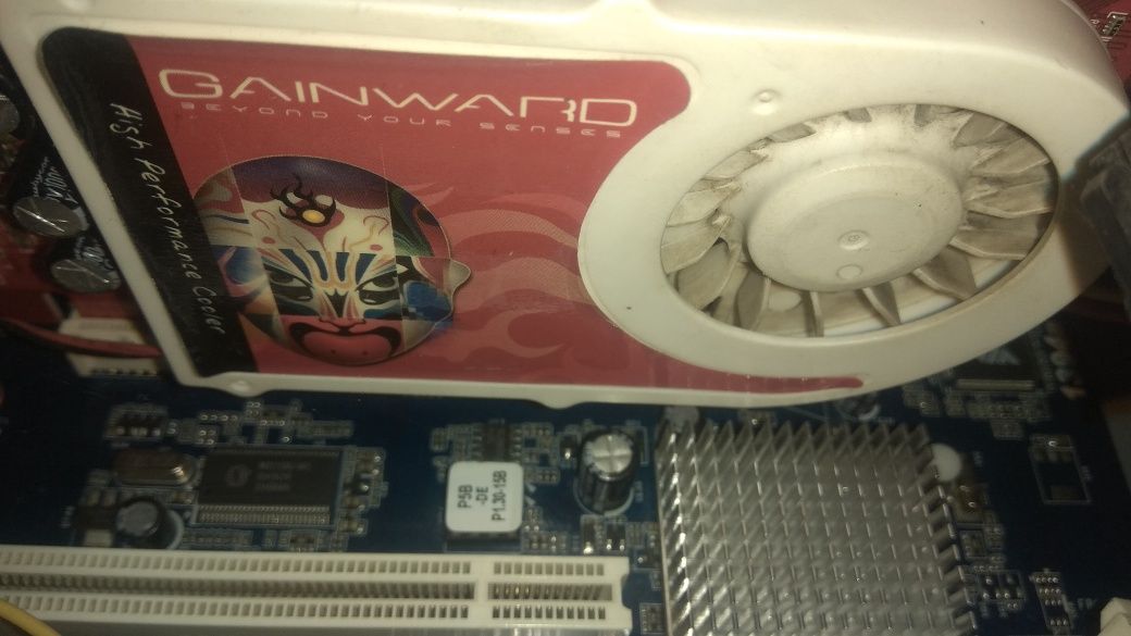 Комп'ютер Intel core 2 quad