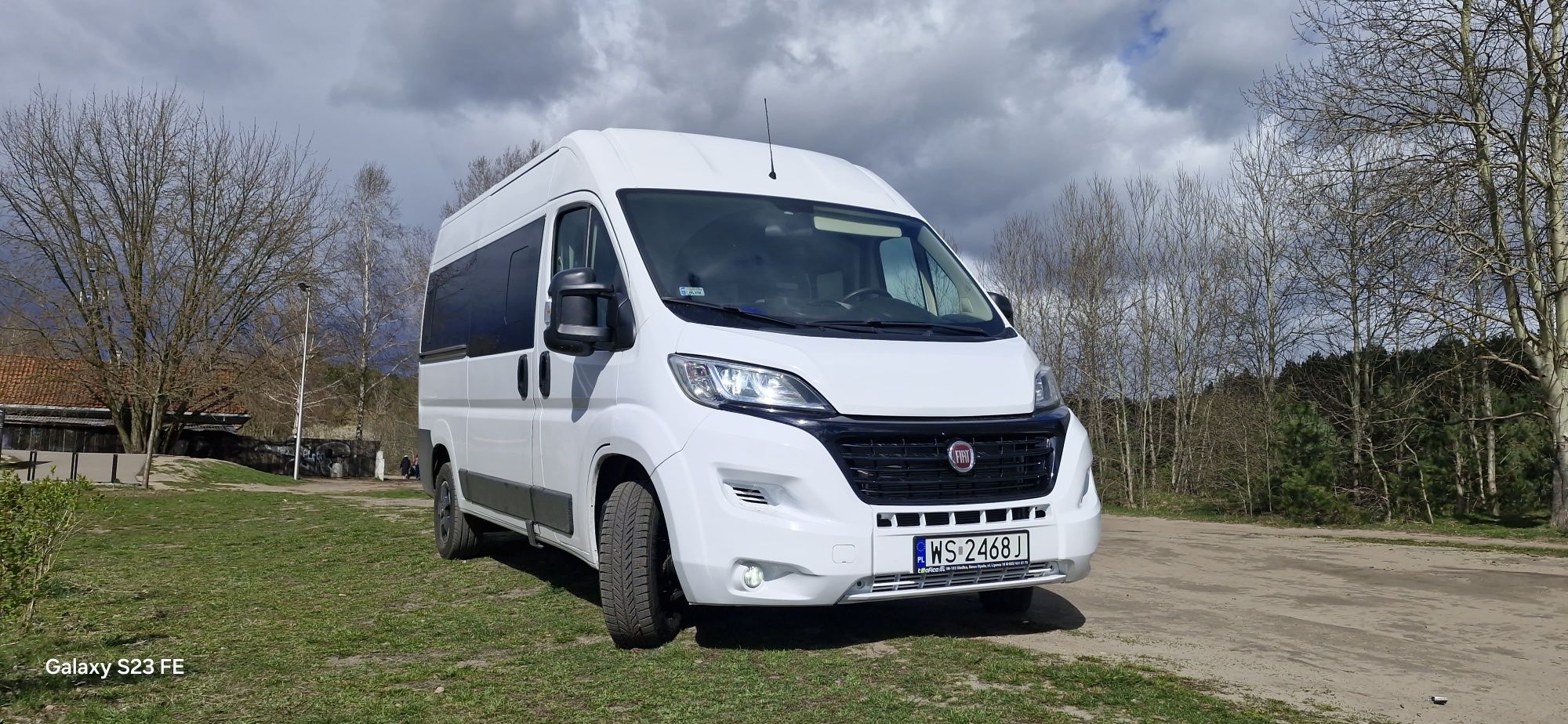 Wynajem busa 9 os wypożyczalnia