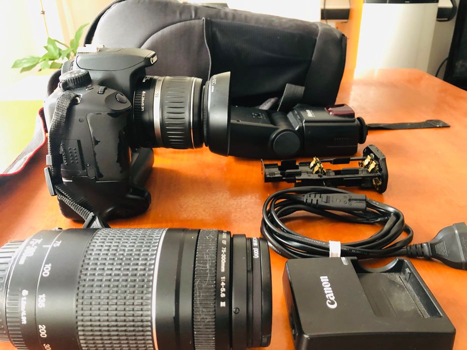 NOVO PREÇO | Canon 1000D+ 2 lentes+Acessórios