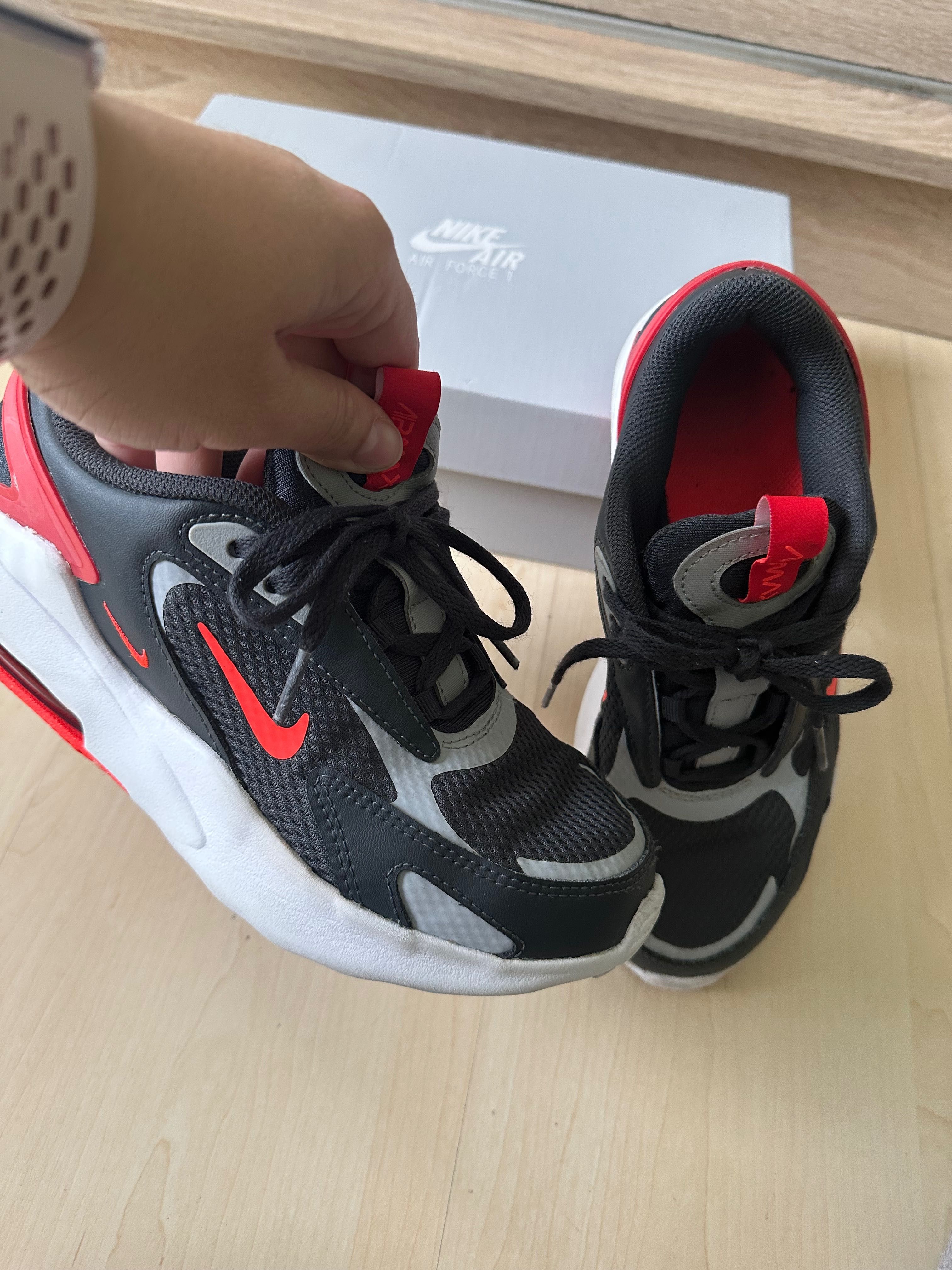 NIKE AIR MAX BOLT buty Adidasy 36,5
