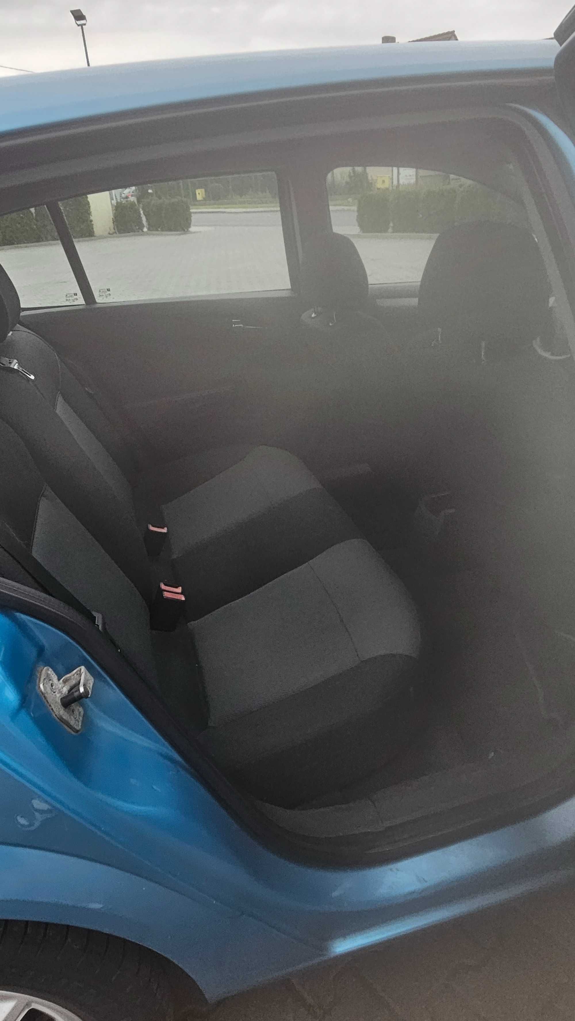 Opel astra H 1.6 benzyna