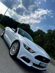 Ford mustang cabrio
