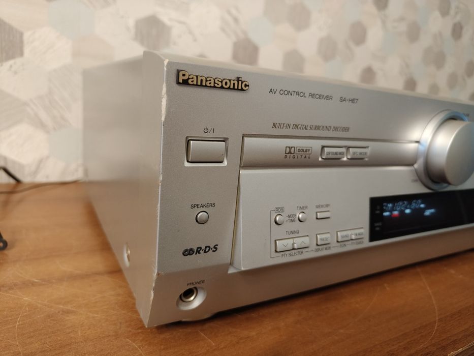 Amplituner Panasonic SA-HE7 5.1