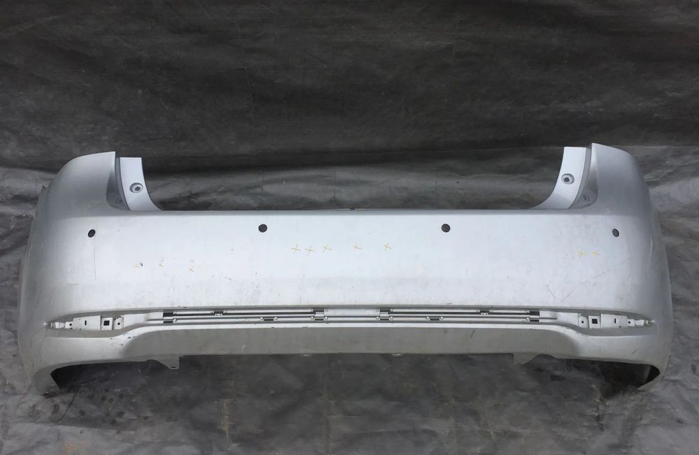 TOYOTA AVENSIS T27 II LIFT T29 SEDAN 2015- ZDERZAK TYLNY TYŁ