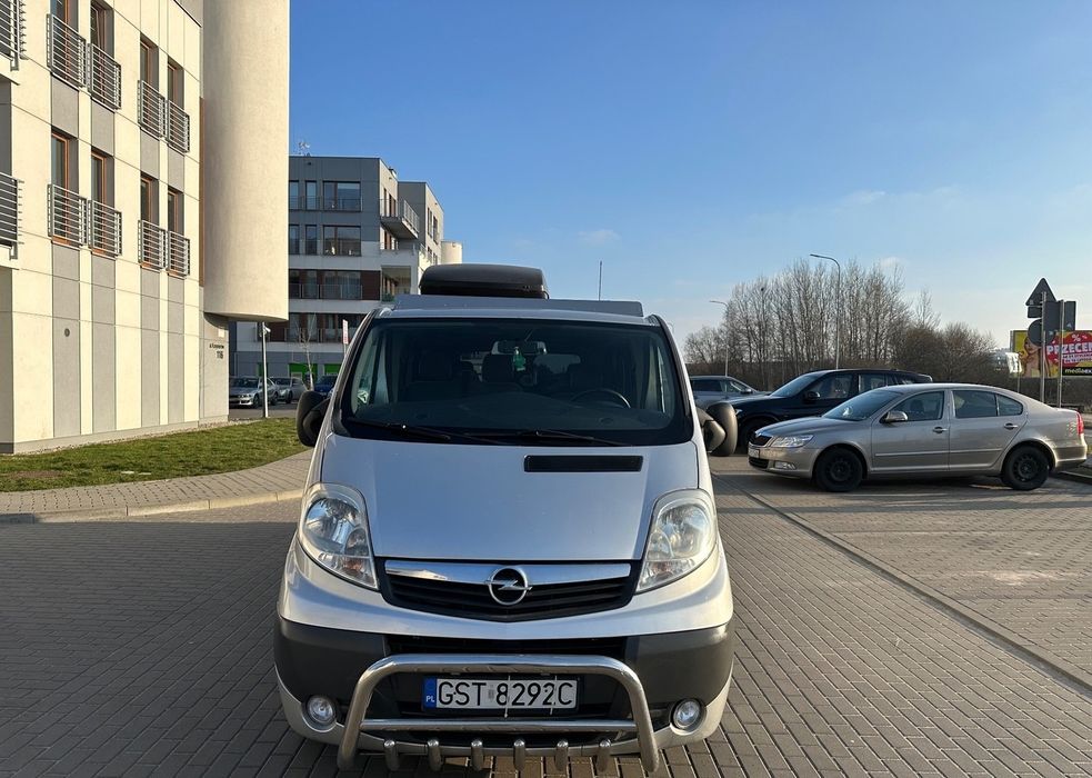 Opel Vivaro2013 2,0