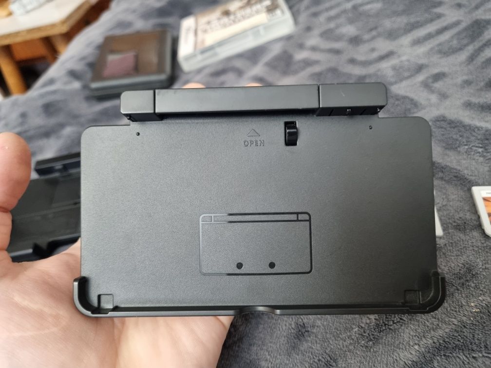 Nintendo 3ds old