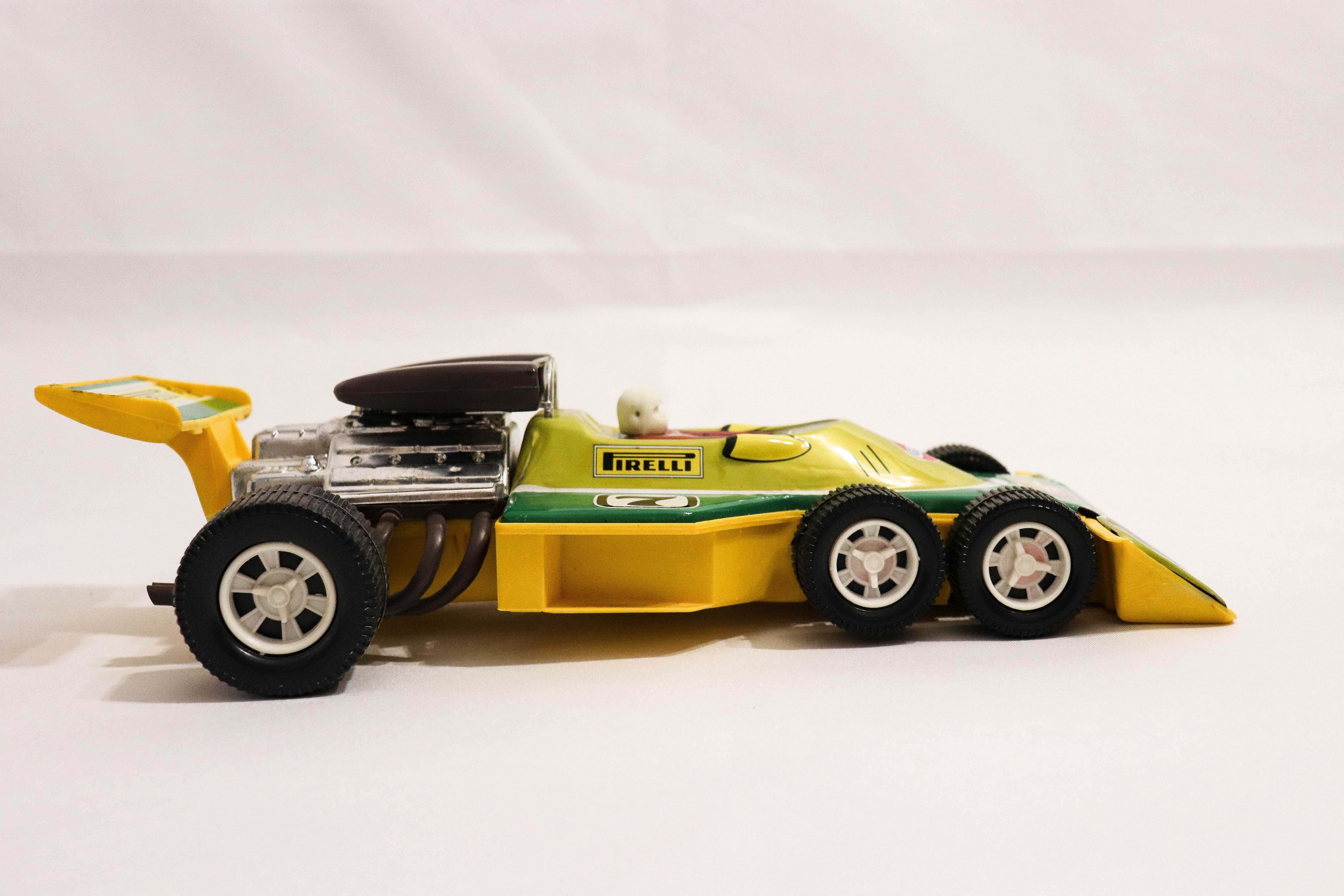 Brinquedo Anos 60 Formula 1/F1 Grande Gulf/Pirelli/Cibie| Automobilia