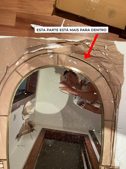 Espelho em metal dourado e fibra vegetal 70x100cm NOVO