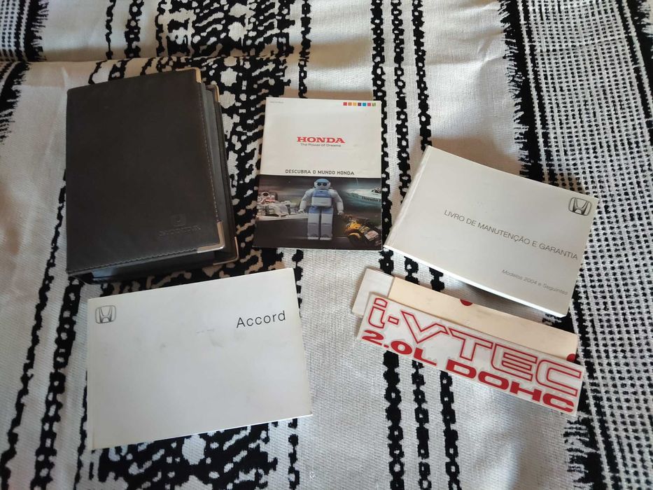 Manuais Honda Accord 2.0 i-vtec em dossier genuino