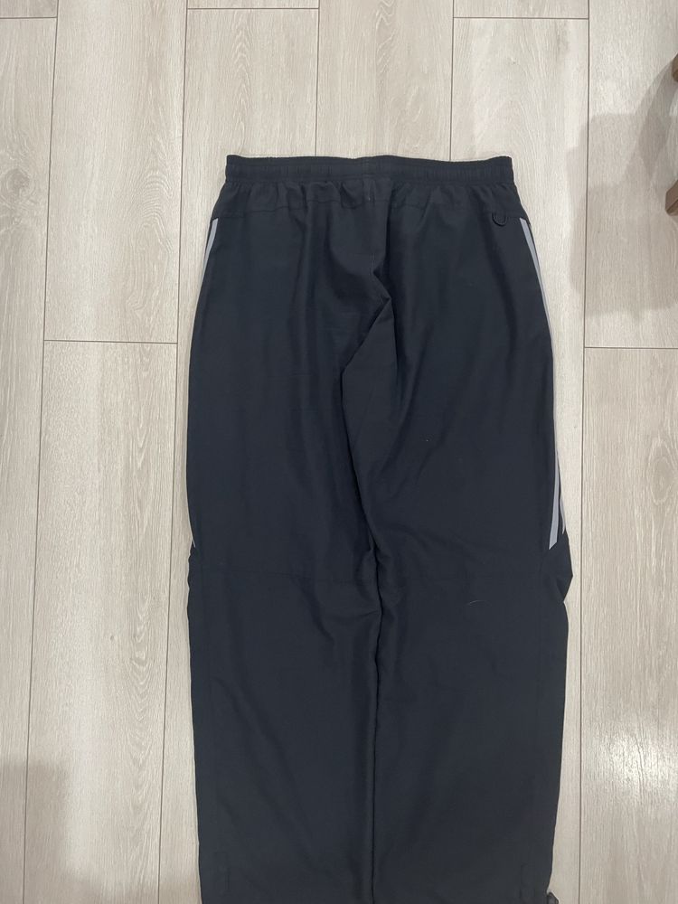 Широкі штани Adidas