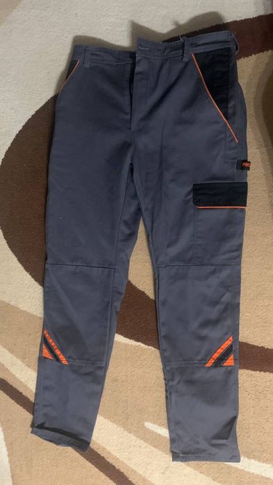 Продам нові робочі комбінезони та штани