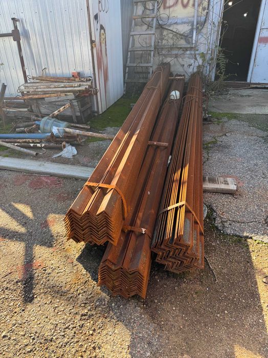 Продам уголок 63х63х6  6т