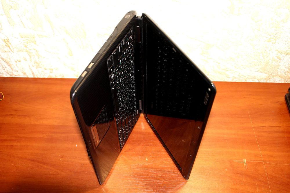 Asus K50IJ Celeron DС T3000 1.8Ghz/2gb/250gb/wifi/15.6"