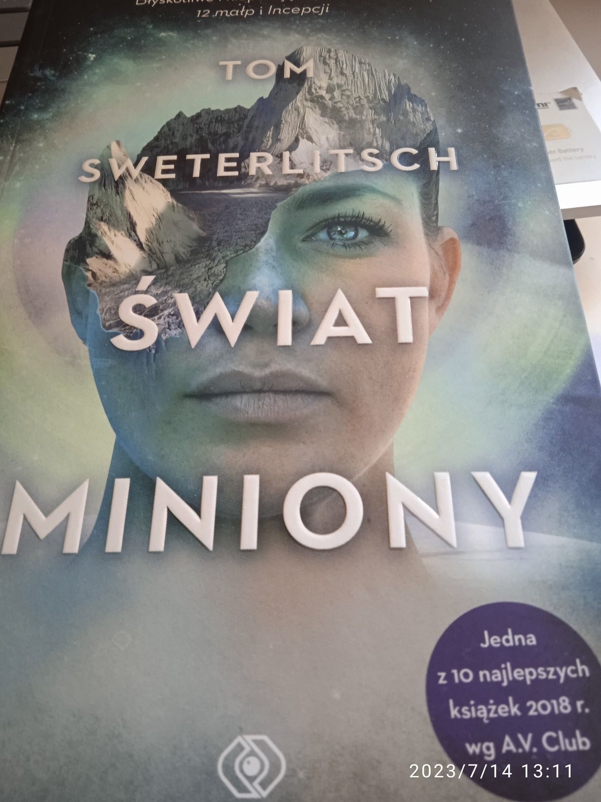 Świat miniony. Tom Sweterlitsch