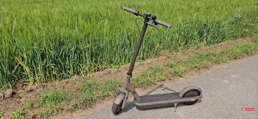 Trotinete Xiaomi 4 Pro MAX 60km autonomia.
