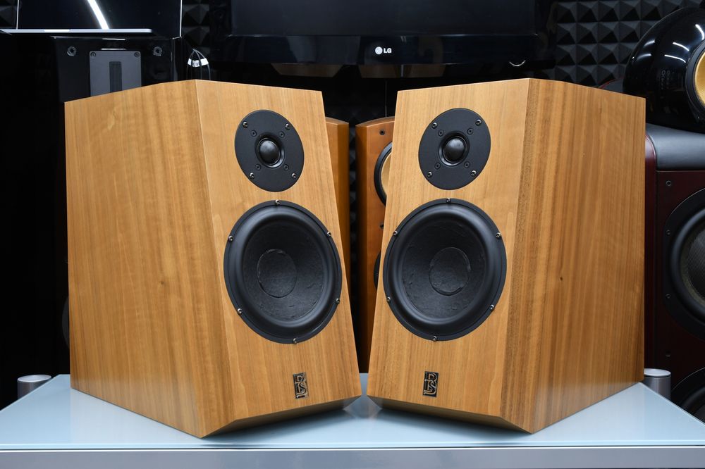 kolumny podstawkowe głośniki Monitory stereo RLS Nereida II idealne!