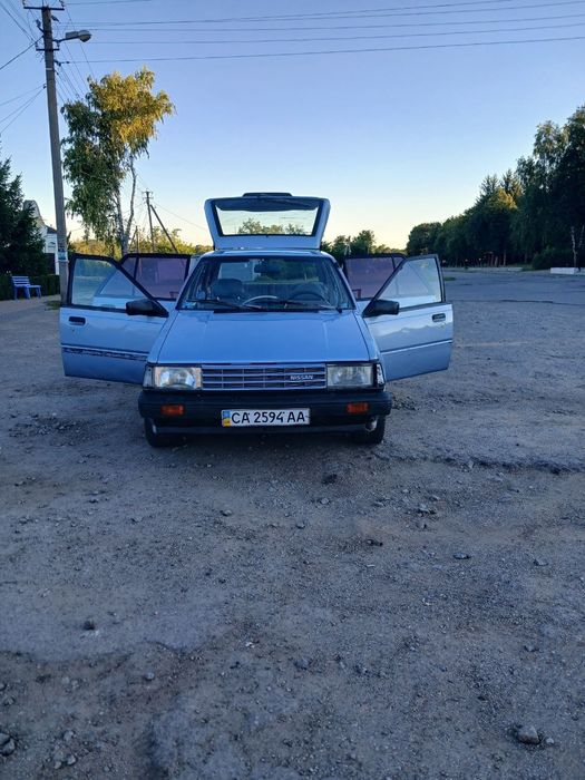 Nissan sunny b11