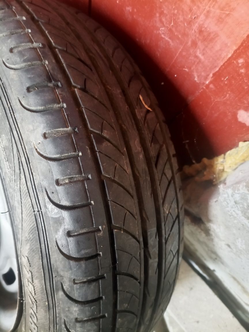 Продам колеса р13