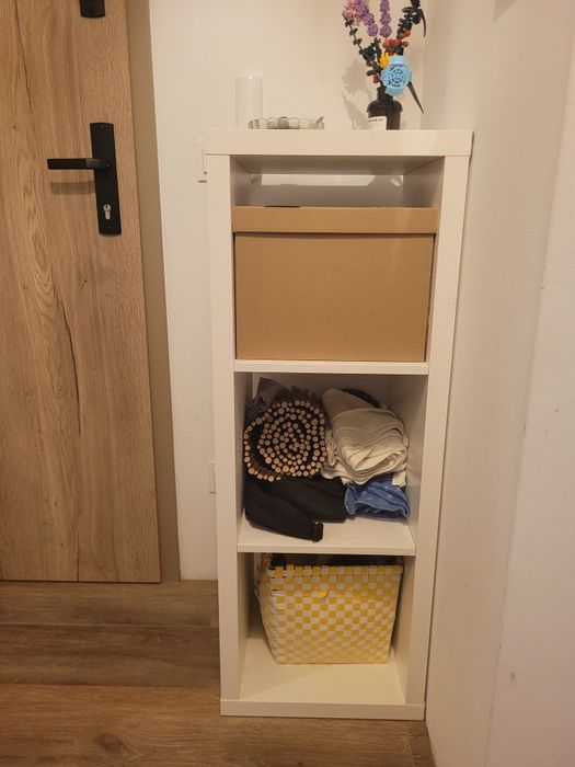 Biały regał Kallax