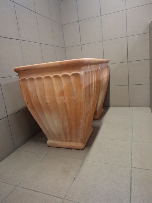 Duża donica ceramiczna waza wysoka solidna