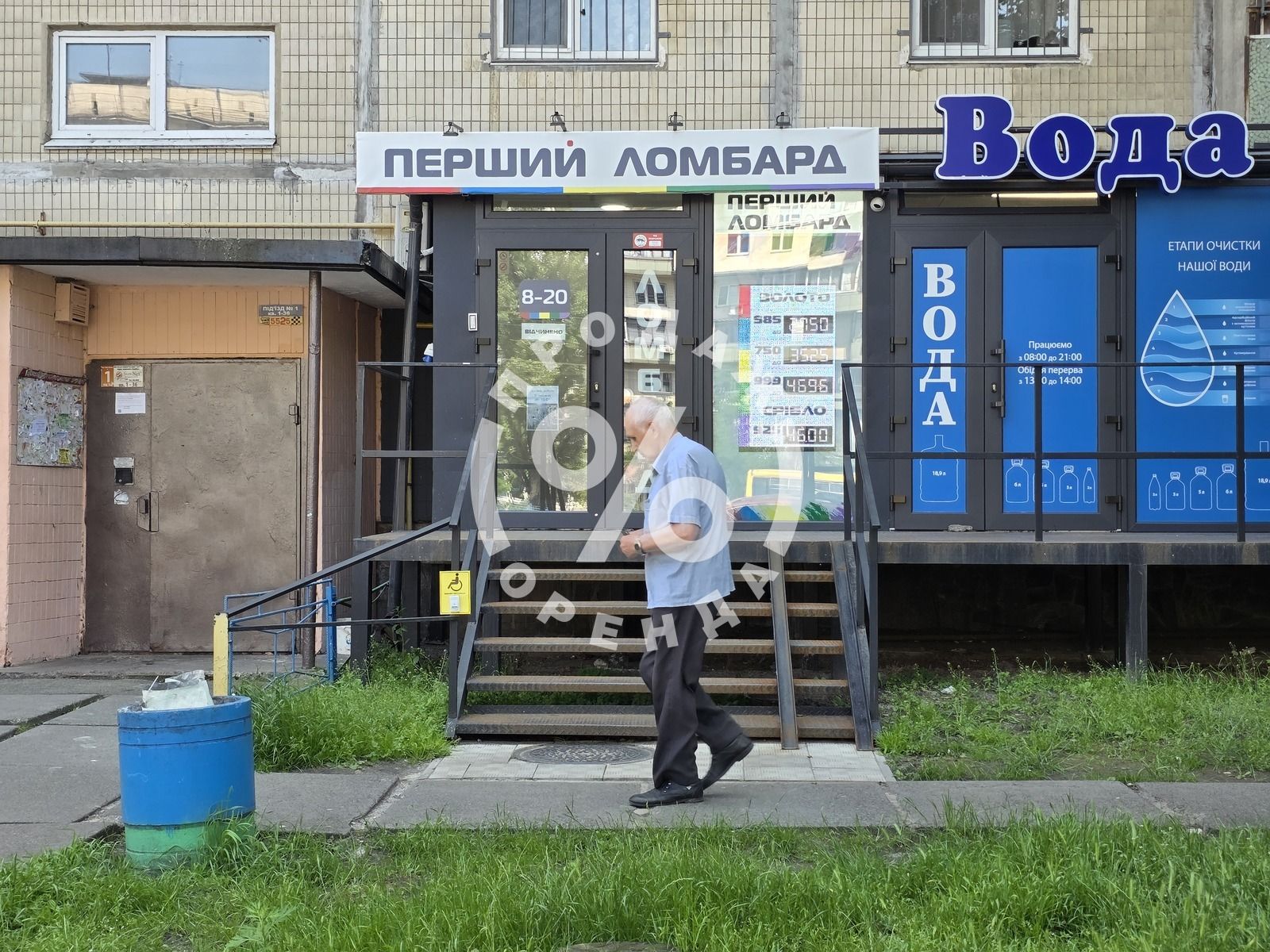Продаж! Фасадне приміщення з вітриною, Ломбард, Оболонь