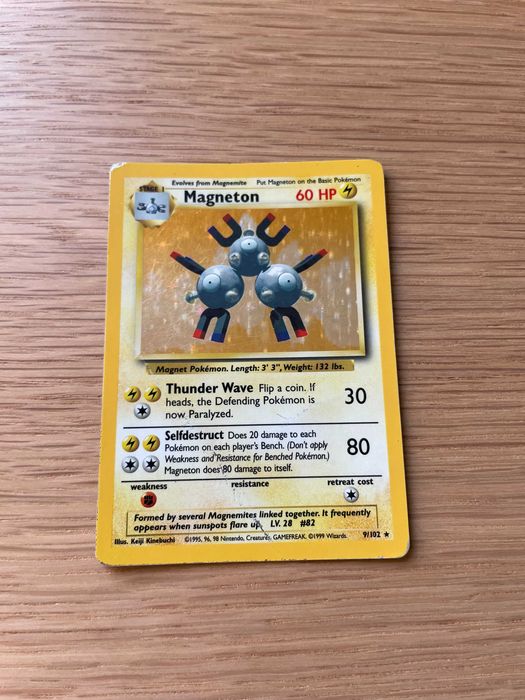 Carta Pokémon Magneton Holográfico - Base Set 1999 (Raro)