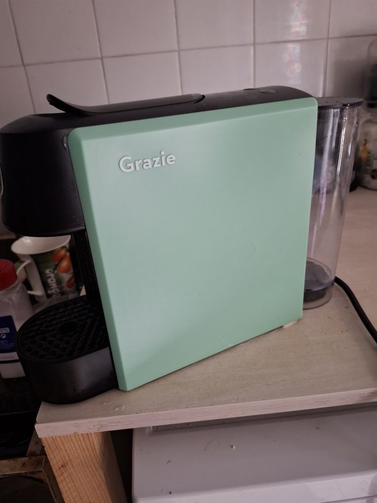 Maquina de café continente grazie