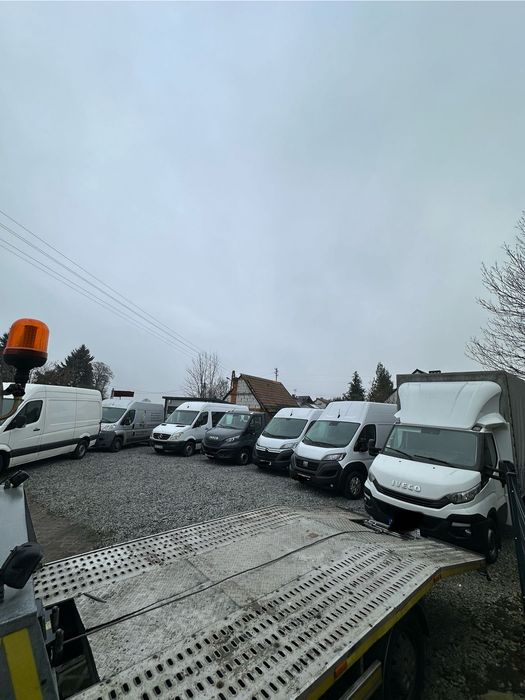 Wynajm Wypożyczalnia samochodów osobowyc lawt autolaweta bus na EUROPĘ