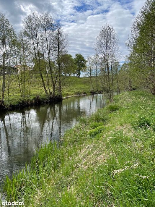 Działka budowlana z bezpośrednim dostępem do rzeki Wda z bud. gosp.