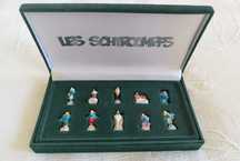 rara caixa de colecionador com figuras de cerâmica de Smurf. Estrumpfe