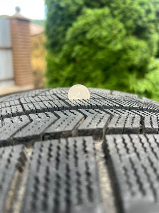 Зимня ризина Bridgestone Blizzak VRX 225/50 R17 94S