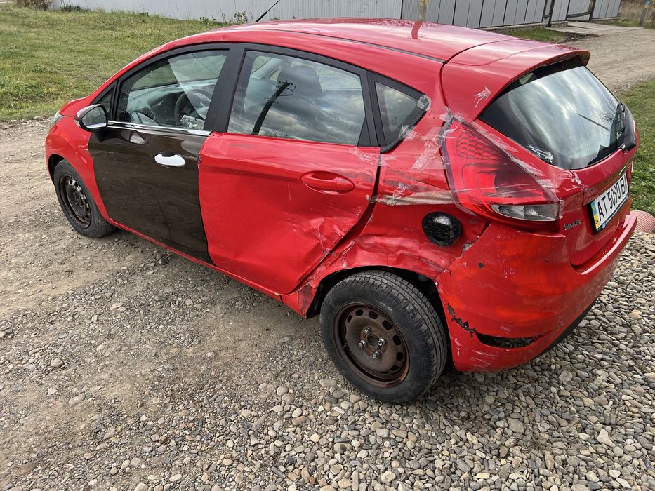 продам ford fiesta mk7 2010р. 1.25 бензин