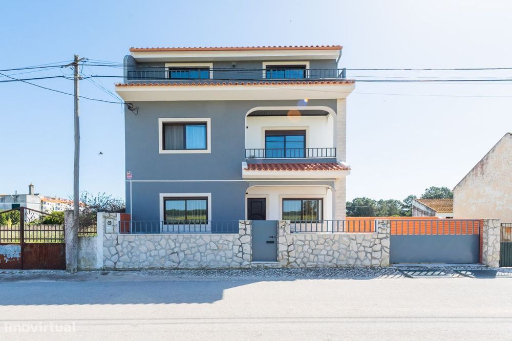 Moradia 5 Quartos - Samouco, Montijo