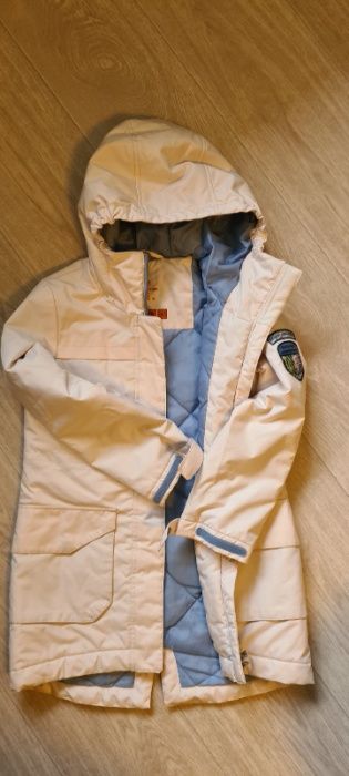 Демисезонная куртка (парка) Outventure на девочку, рост 128 см.
