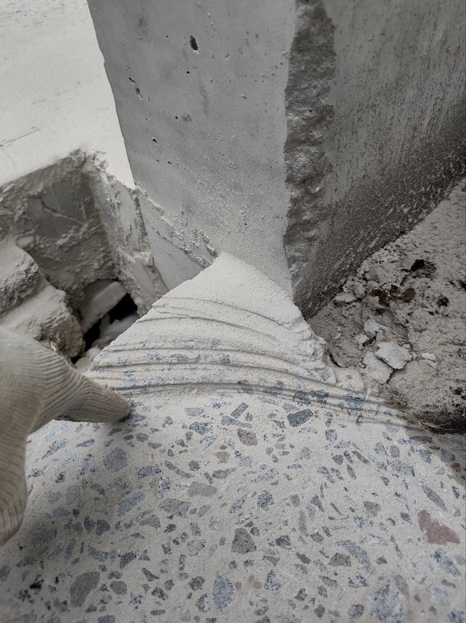 Шлифовка бетона,шлифовка пола,шлифовка стяжки,выравнивание пола