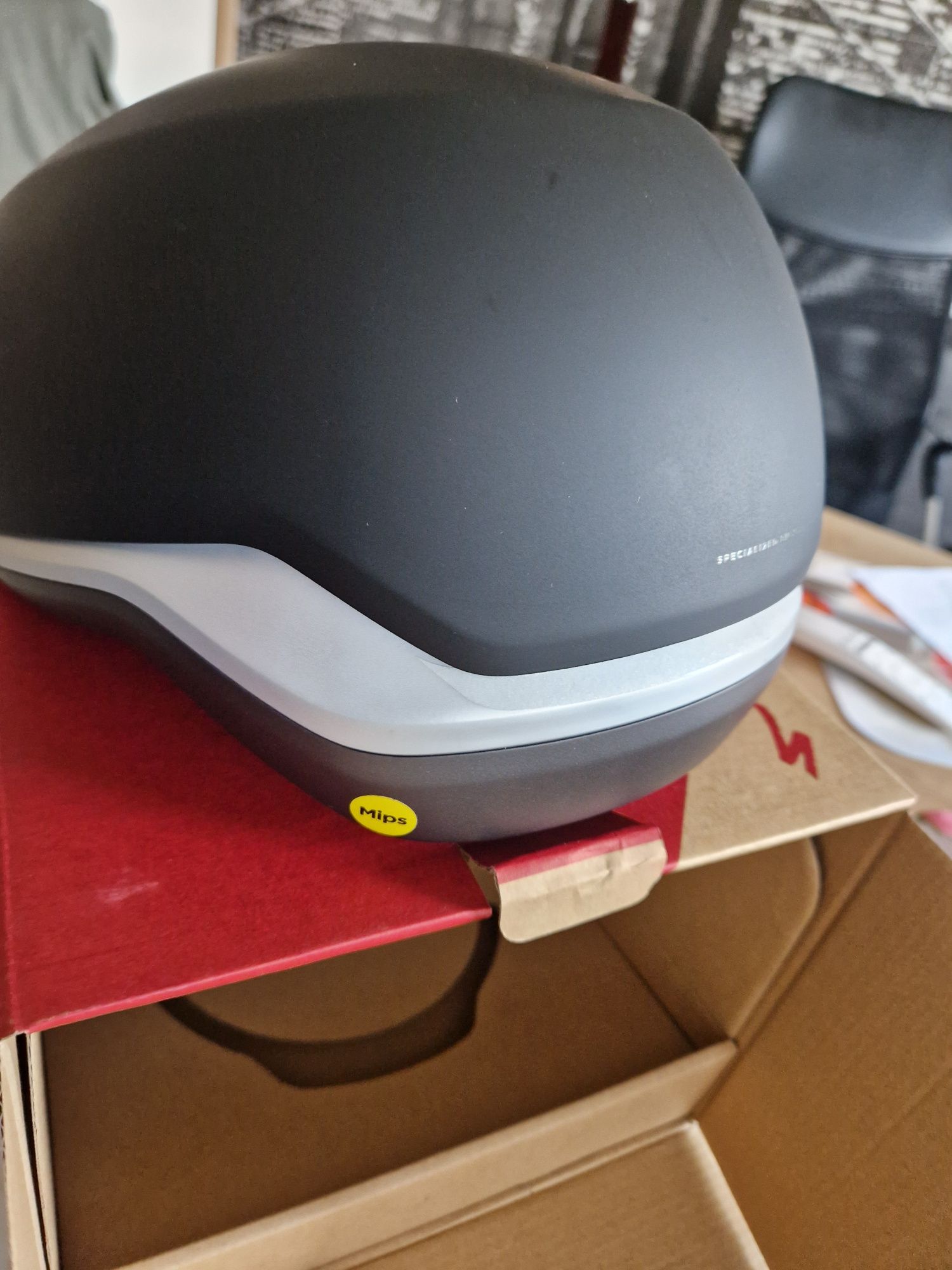 Kask rowerowy specialized mode M 55-59 cm