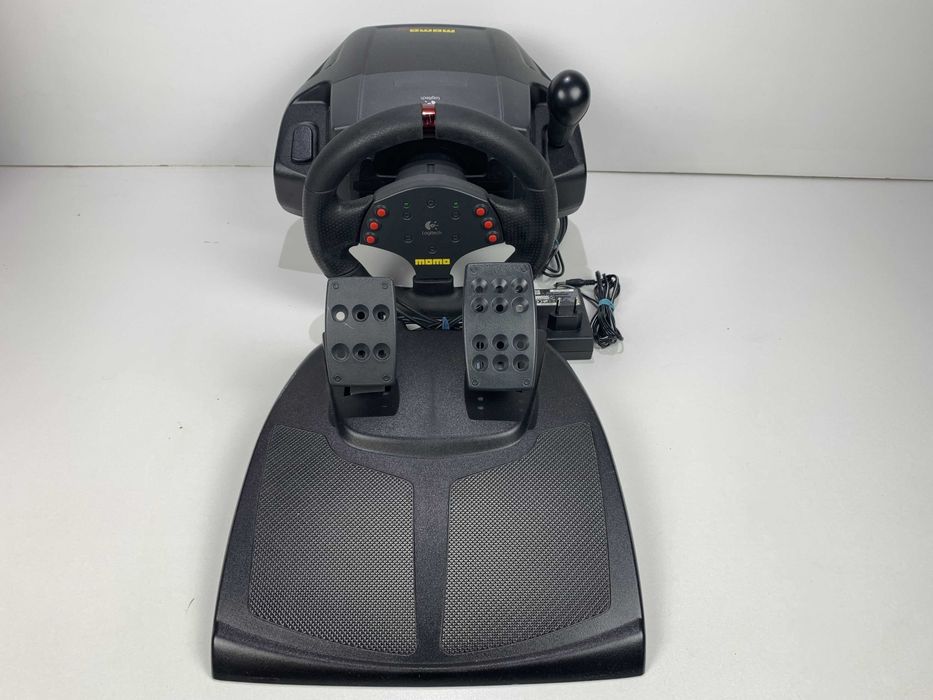 Logitech® MOMO® Racing Force Feedback Wheel