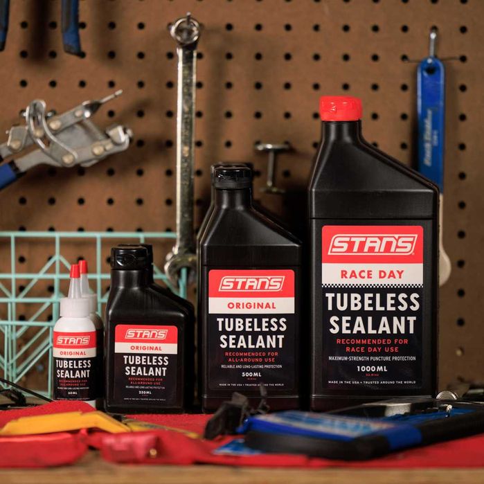 Герметик,стрічка,ніпеля  Stans NoTubes Muc-Off Silca Doc Blue Slime