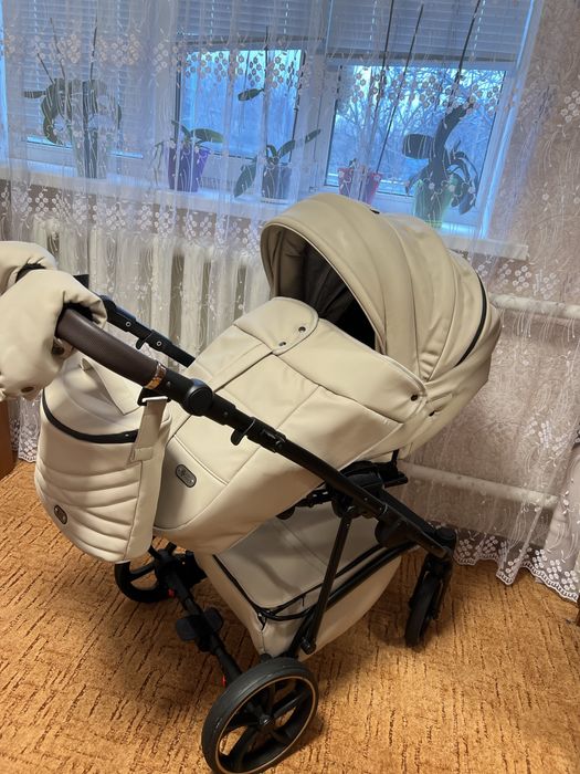 Коляска 2в1 в гарному стані