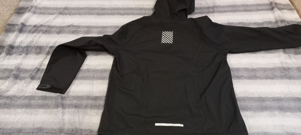 Kurtka męska  z kapturem  Softshell XXL lub XL czarna lub szara