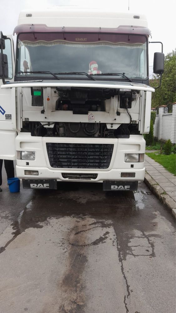 Продам DAF XF95 2001 року з прицепом