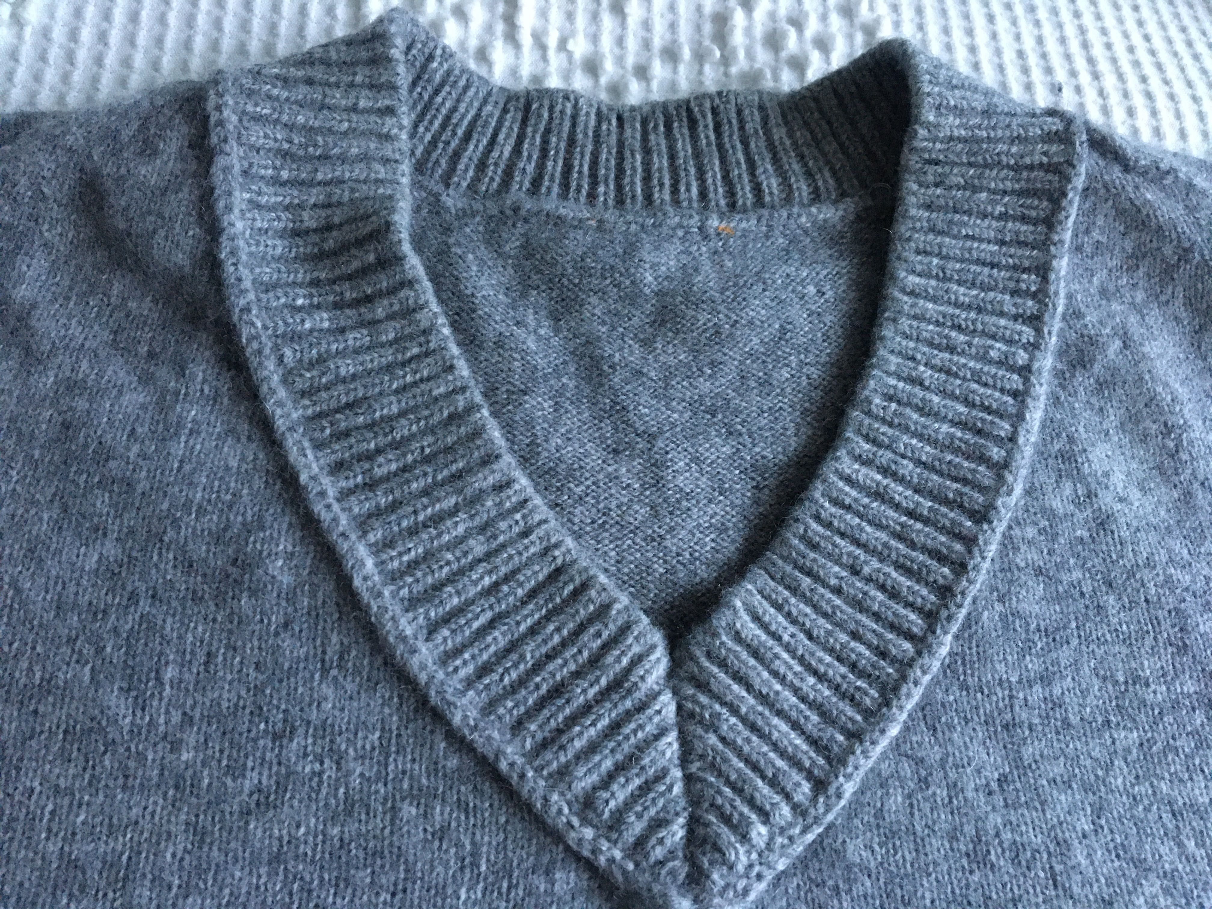 Sweter Hugo Boss Orange-100% virgin wool unisex