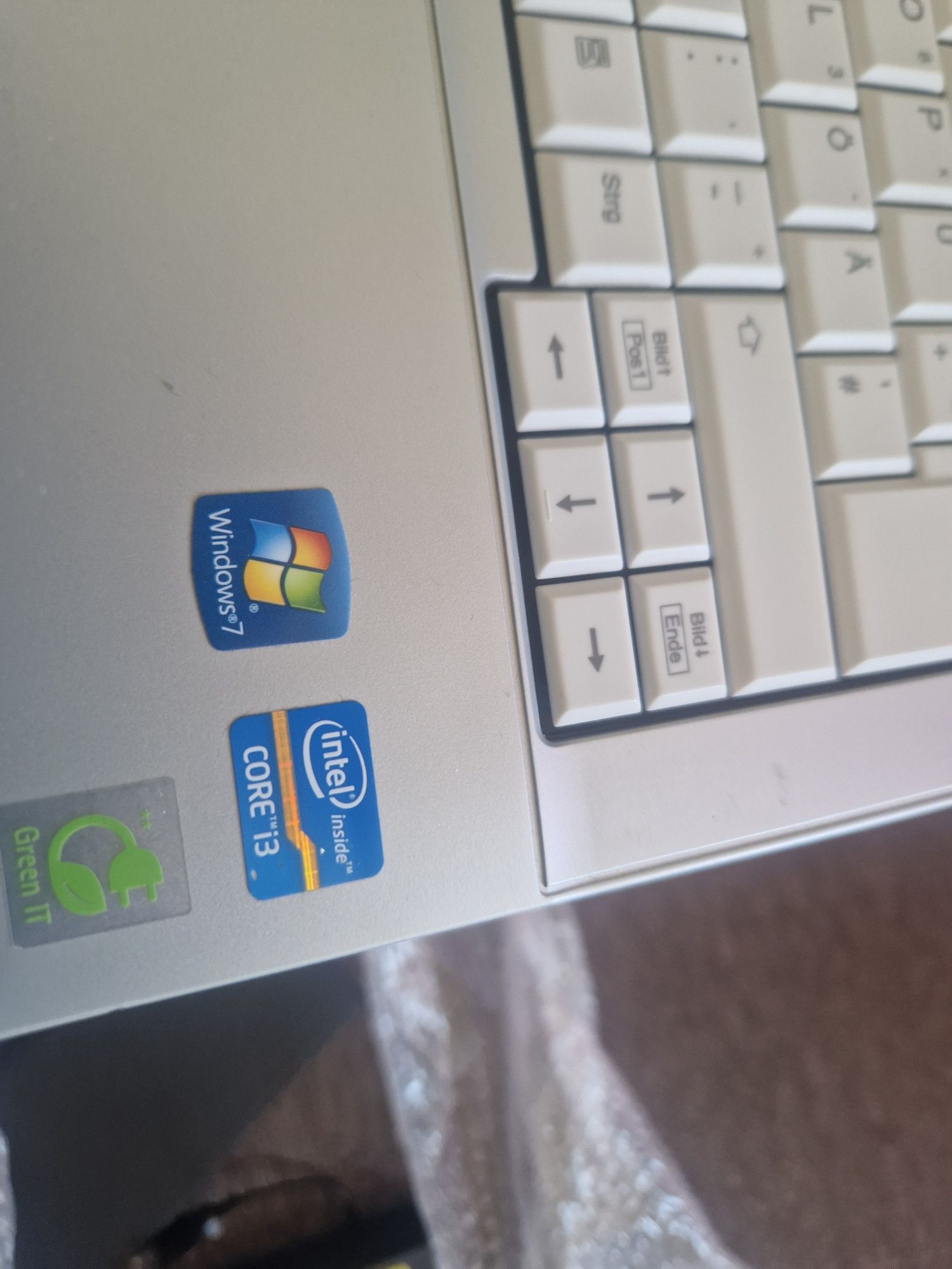 Laptop Fujitsu S751 I3 8GB DDR3 128 GB SSD Win10 64Bit