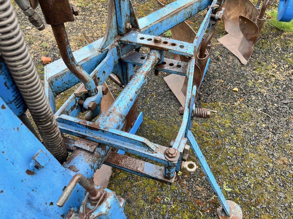 Плуг оборотний Lemken opal90 3х корпусний