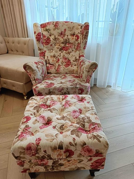 Elegancki fotel z podnóżkiem OKAZJA