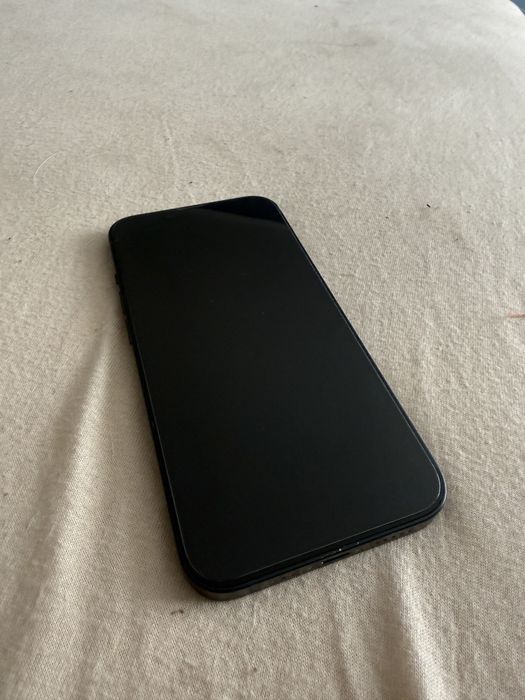 Iphone 13 128gb. Granatowy