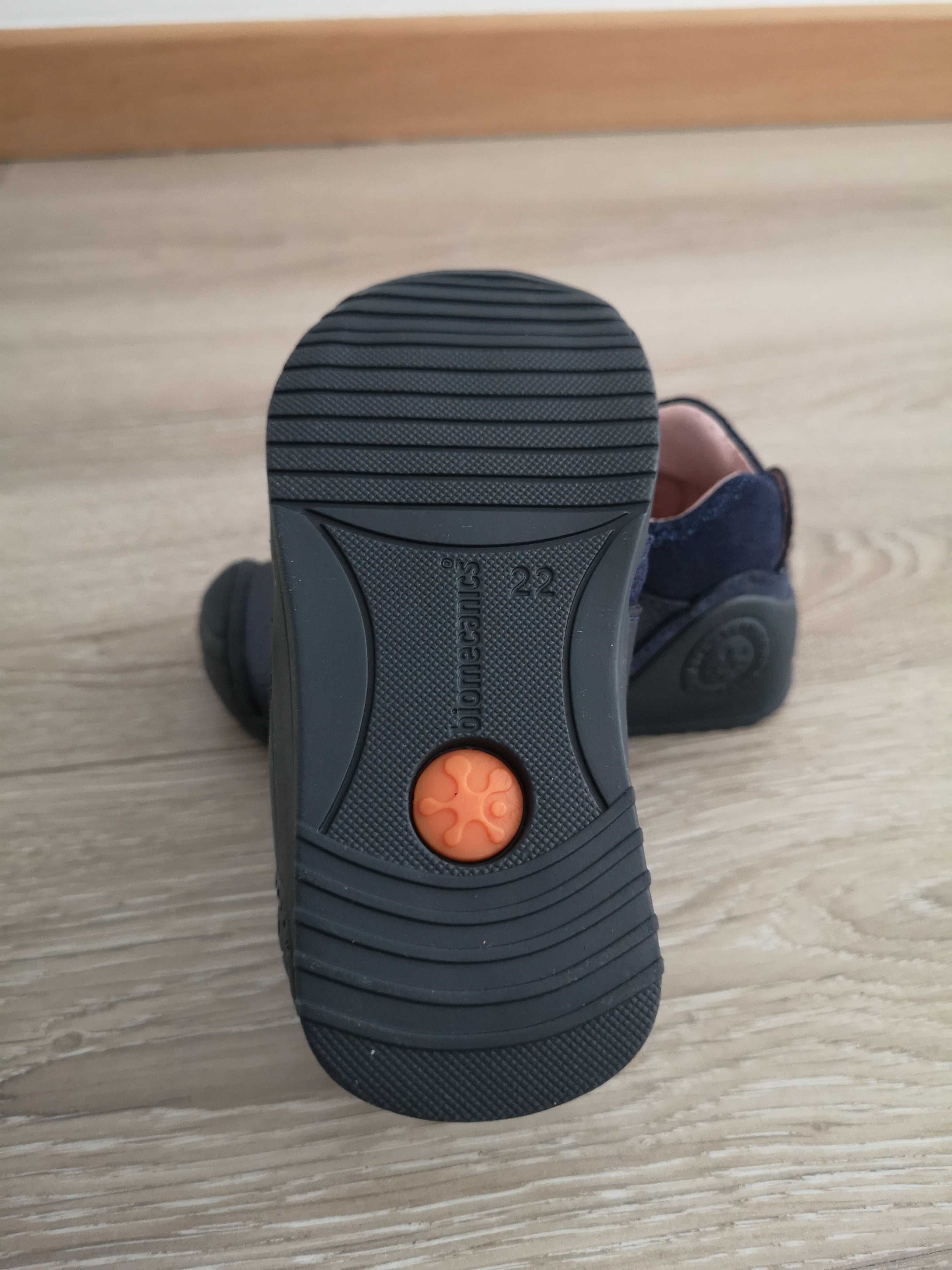 Sapatos Biomecanics Menina