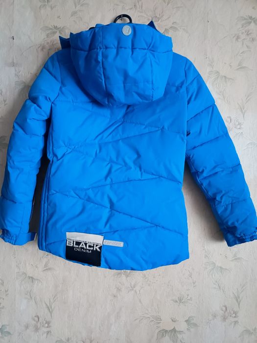 Пуховик лыжная женская куртка с капюшоном