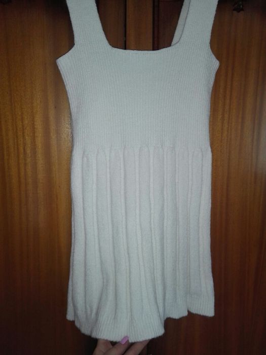 Вязанний сарафан з накидкою